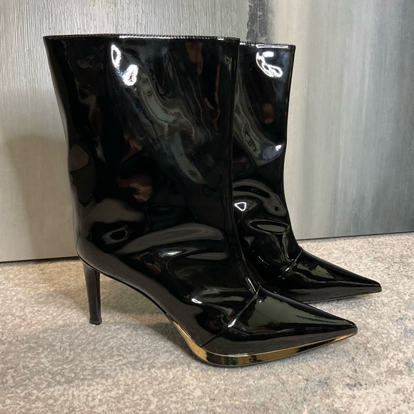 Giuseppe Zanotti Raquel Black Patent Leather Boots, Gold Trim Size 38.5 (US 8.5) - Picture 4 of 16
